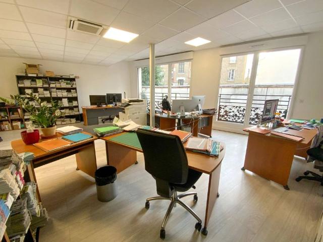 Bureau location à Le Raincy