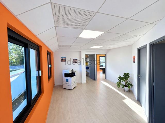 Bureau vente à Kervilien, Quimper