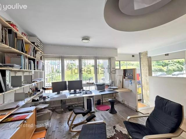 Bureau vente à Le Pigeon Blanc, Saint-Jacques-de-la-Lande