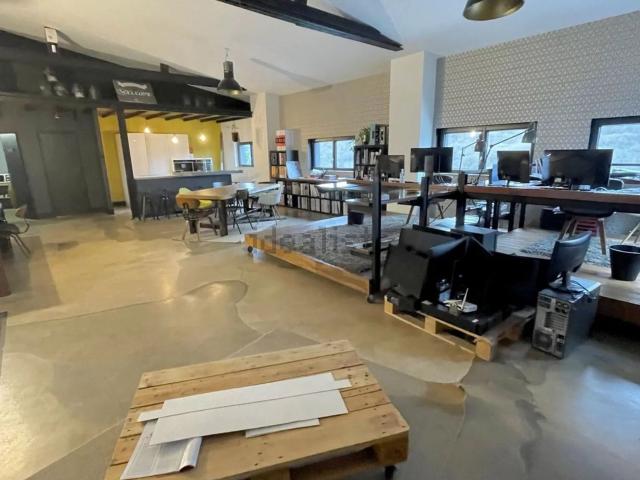 Bureau vente à Roncherolles-sur-le-Vivier, Seine-Maritime