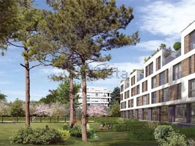 Bureau vente à Village Belle Rive, Rueil-Malmaison