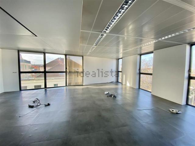 Bureau vente à Village Plaine Gare, Rueil-Malmaison