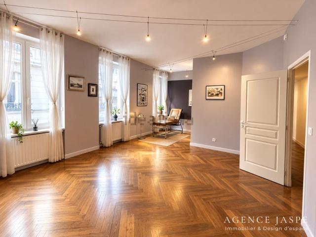 Bureau vente à Saint-Étienne