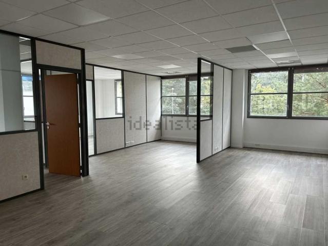 Bureau location à L'Haye, Saint-Genis-Laval