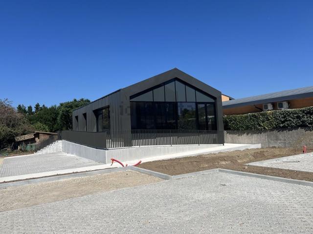 Bureau location à Salaise-sur-Sanne, Isère