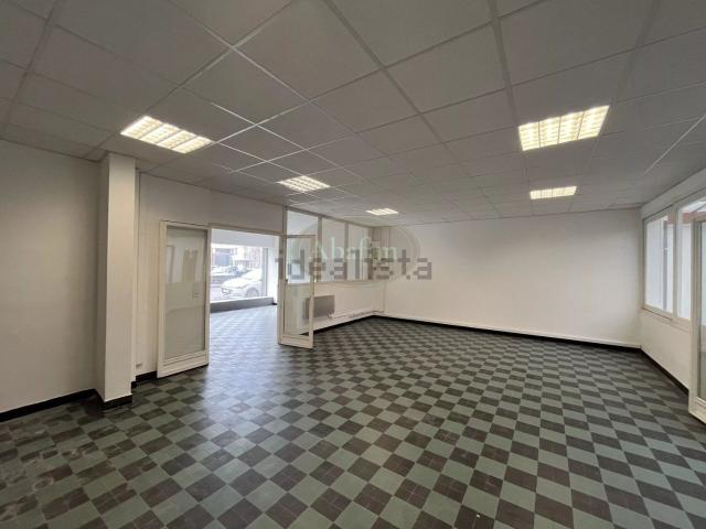 Bureau vente à L'Arsenal, Tarbes