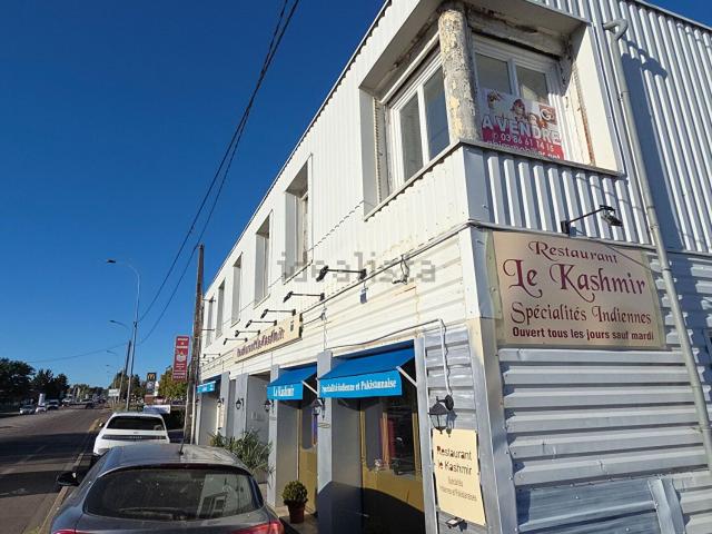 Bureau vente à Varennes-Vauzelles, Nièvre