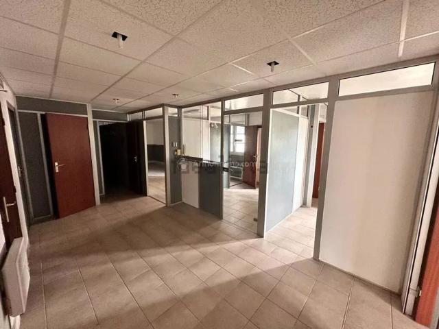 Bureau location à Quartier Saint-Maurice, Vienne