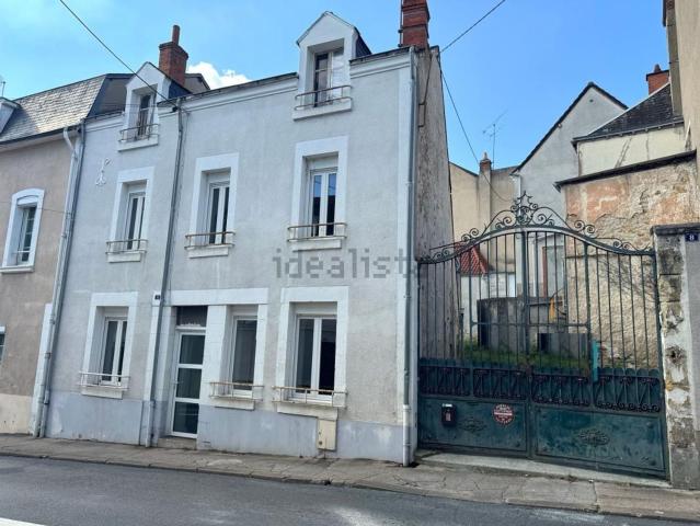 Bureau vente à Vierzon, Cher