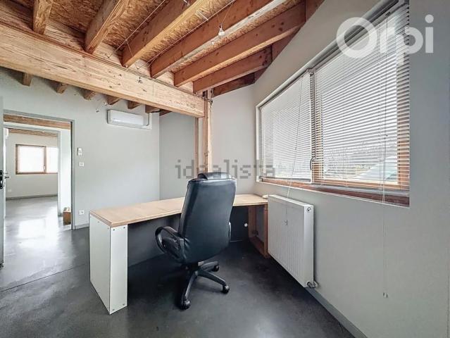 Bureau location à Volvic, Puy-de-Dôme