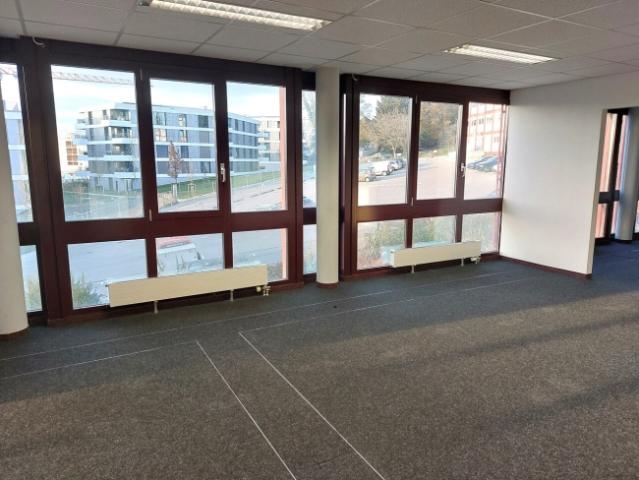 Büro mieten in Renens, Waadt