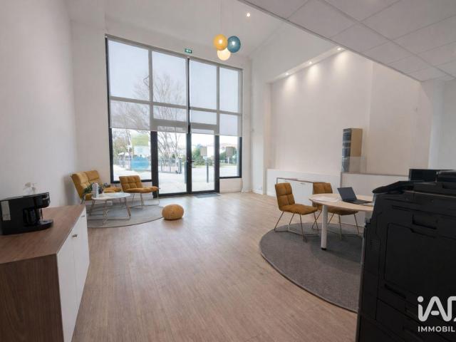 Bureau vente à Arles, La Salle Les Alpes