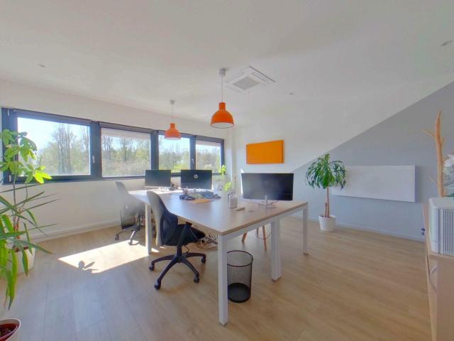 Bureau vente à Évry, Petit-bourg