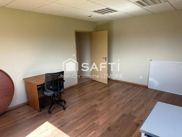 Bureau location à Laval