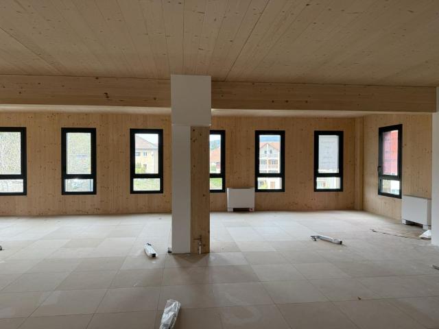 Bureau vente à Allonzier-la-Caille, Haute-Savoie
