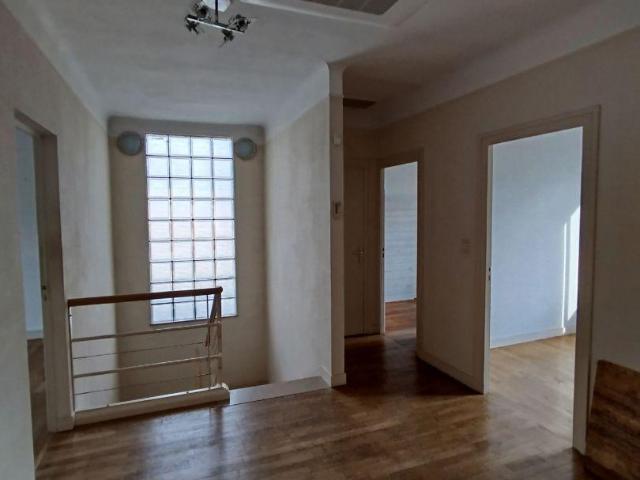Bureau vente à Bordeaux, Le Taillan-médoc