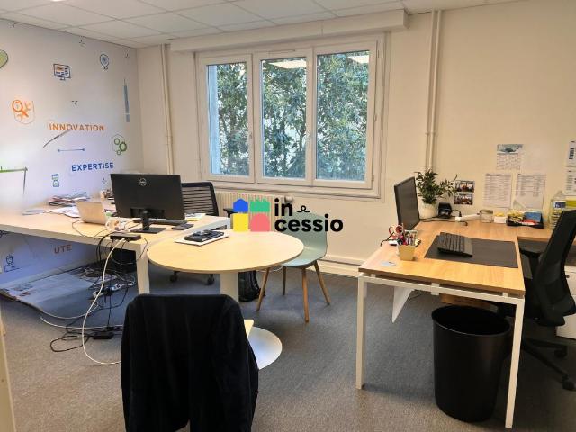 Bureau vente à Le Mans
