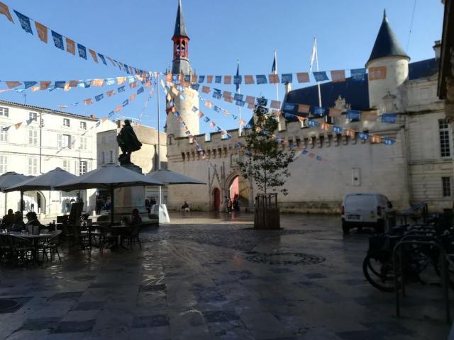 Bureau vente à France métropolitaine, La Rochelle