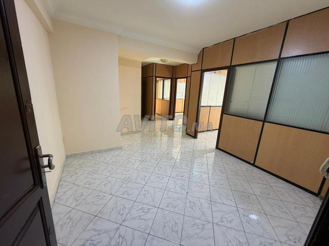 Bureau location à Anfa, Gharb-Chrarda-Beni Hssen
