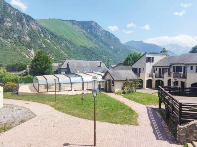 Bureau vente à Oloron-Sainte-Marie, Bielle