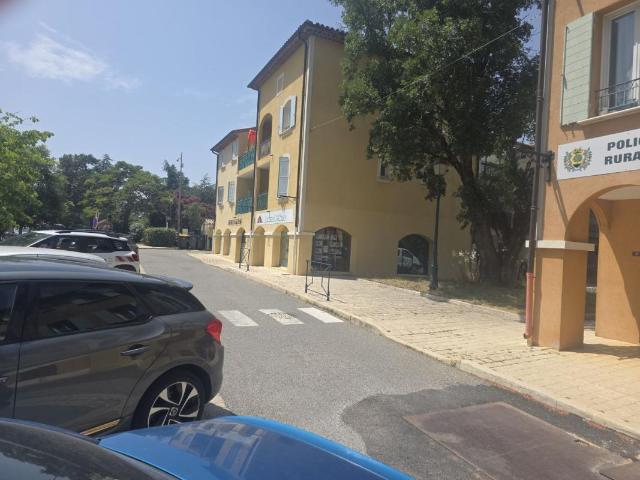 Bureau vente à Brignoles, Plan-d'aups-sainte-baume