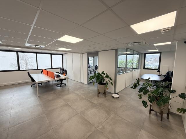 Bureau location à Arrondissement de Draguignan, Fréjus