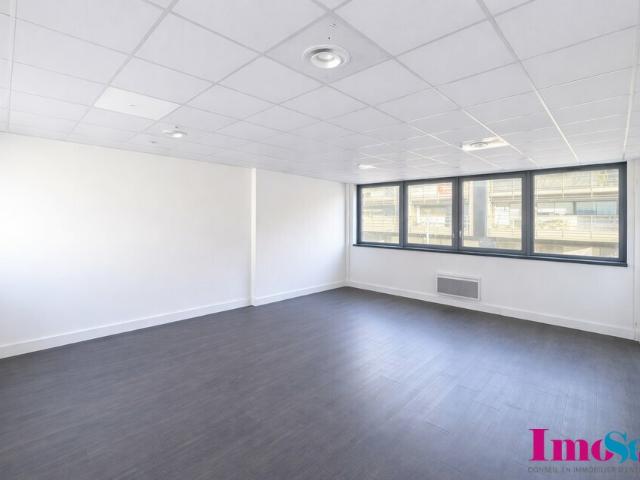 Bureau location à Bordeaux, Mérignac