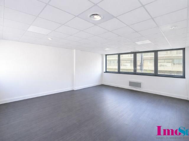 Bureau location à Bordeaux, Mérignac