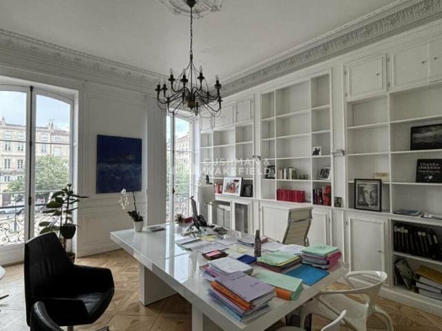 Bureau location à Bordeaux