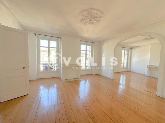 Bureau location à Bordeaux