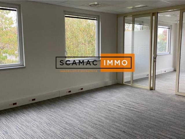 Bureau location à Cergy