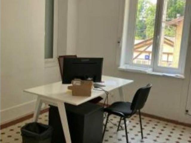 Bureau location à Fleurieu-sur-Saône, Rhône