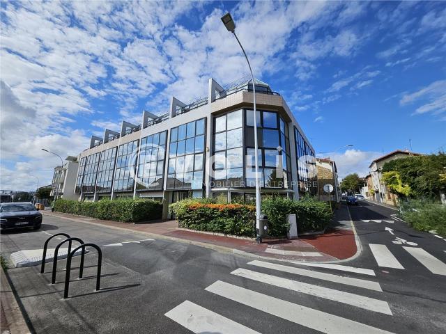 Bureau location à L'Haÿ-les-Roses, Gentilly