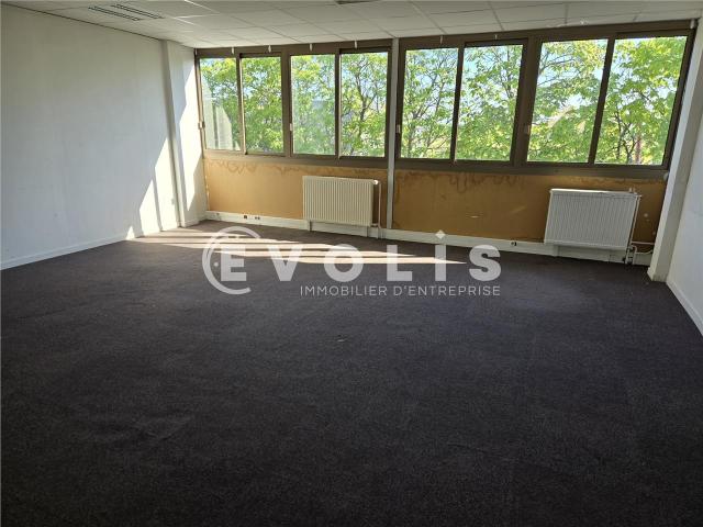 Bureau location à Montvoisin, Gometz-la-Ville