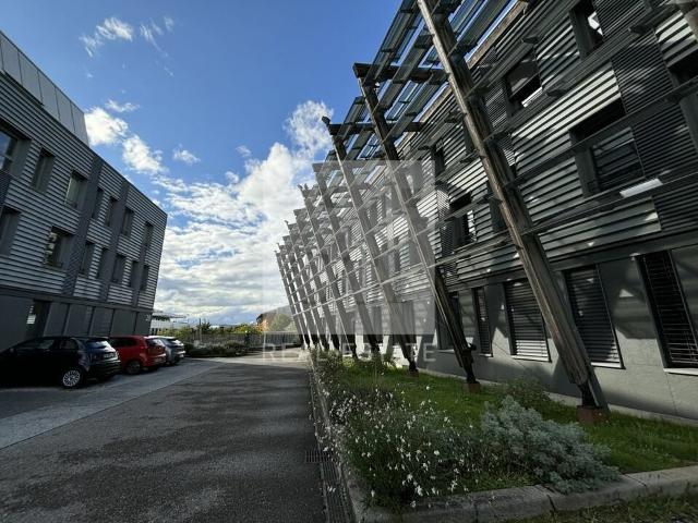 Bureau vente à Lyon, Métropole de Lyon