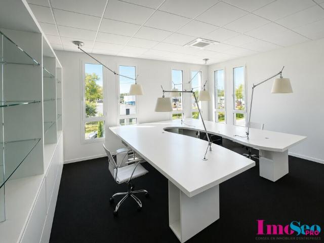 Bureau location à Bordeaux, Mérignac