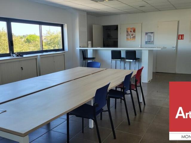 Bureau location à Le Petit Pelican, Montélimar