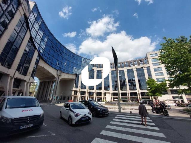 Bureau location à Montigny-le-Bretonneux, Yvelines