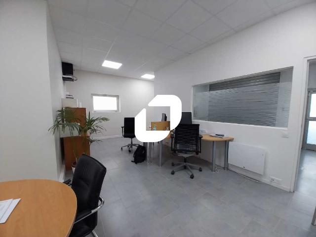 Bureau location à Versailles, Montigny-le-bretonneux