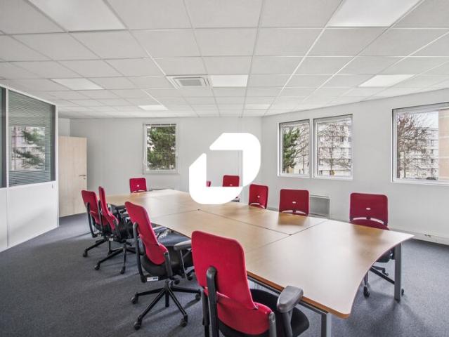 Bureau location à Nanterre