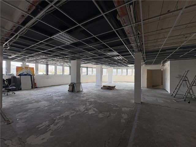Local Commercial vente à Nanterre