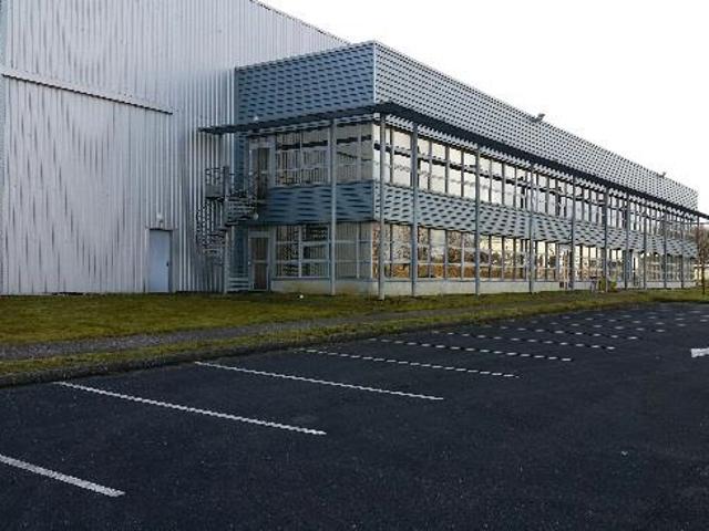 Local Commercial location à Melun, Combs-la-ville