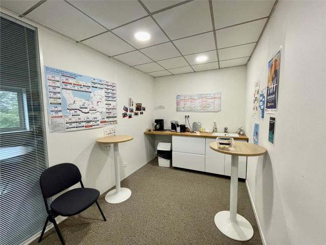 Bureau location à Quartier Saint-Marc / Croix de Pierre / Saint-Nicaise, Rouen