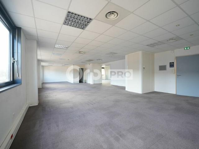 Bureau location à La Tour-du-Pin, Saint-quentin-fallavier