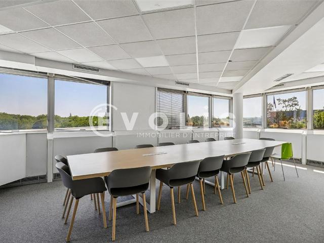 Bureau location à Nanterre, Suresnes