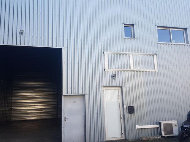 Local Commercial location à Bordeaux, Villenave-d'ornon