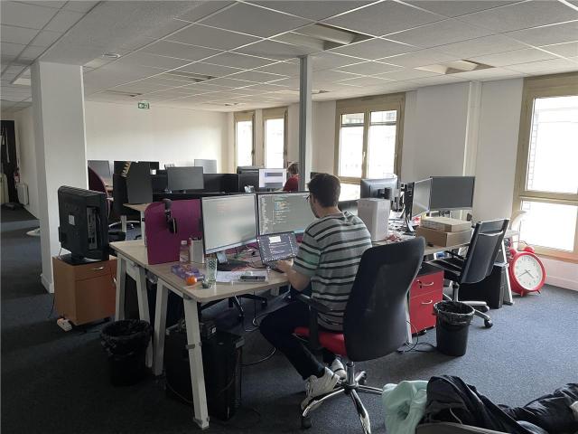 Bureau vente à Nantes