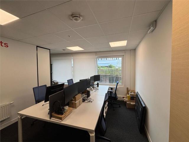 Bureau vente à Nantes