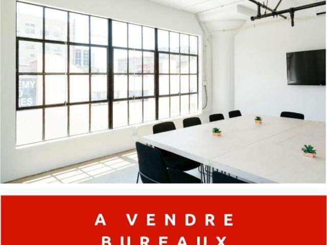 Bureau vente à Centre - Le Port, Vannes