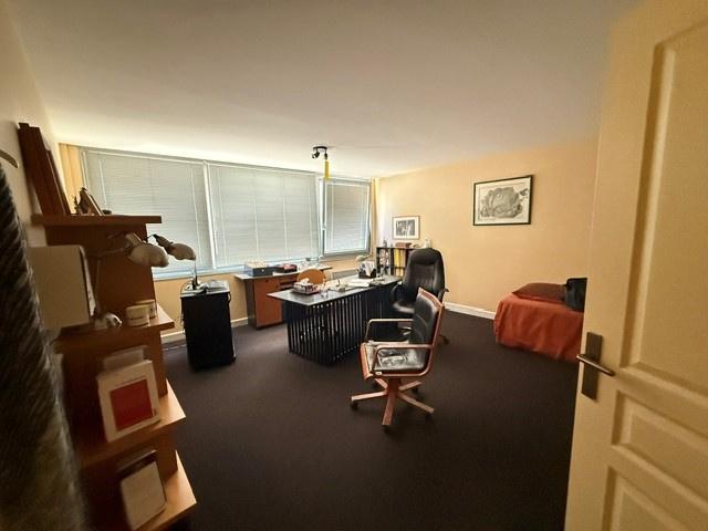 Bureau vente à Angers